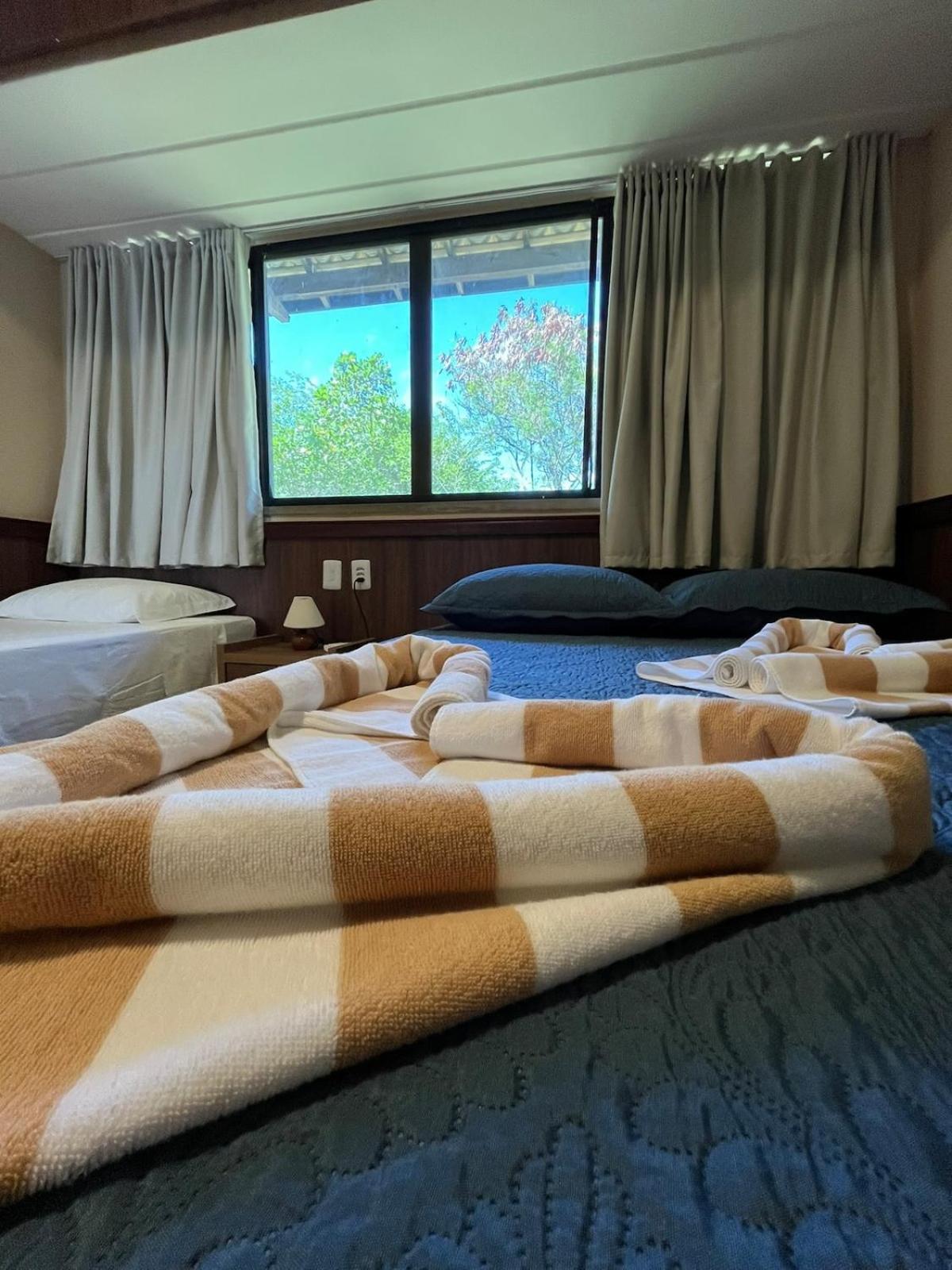Apartamento Guarajuba, Proximo A